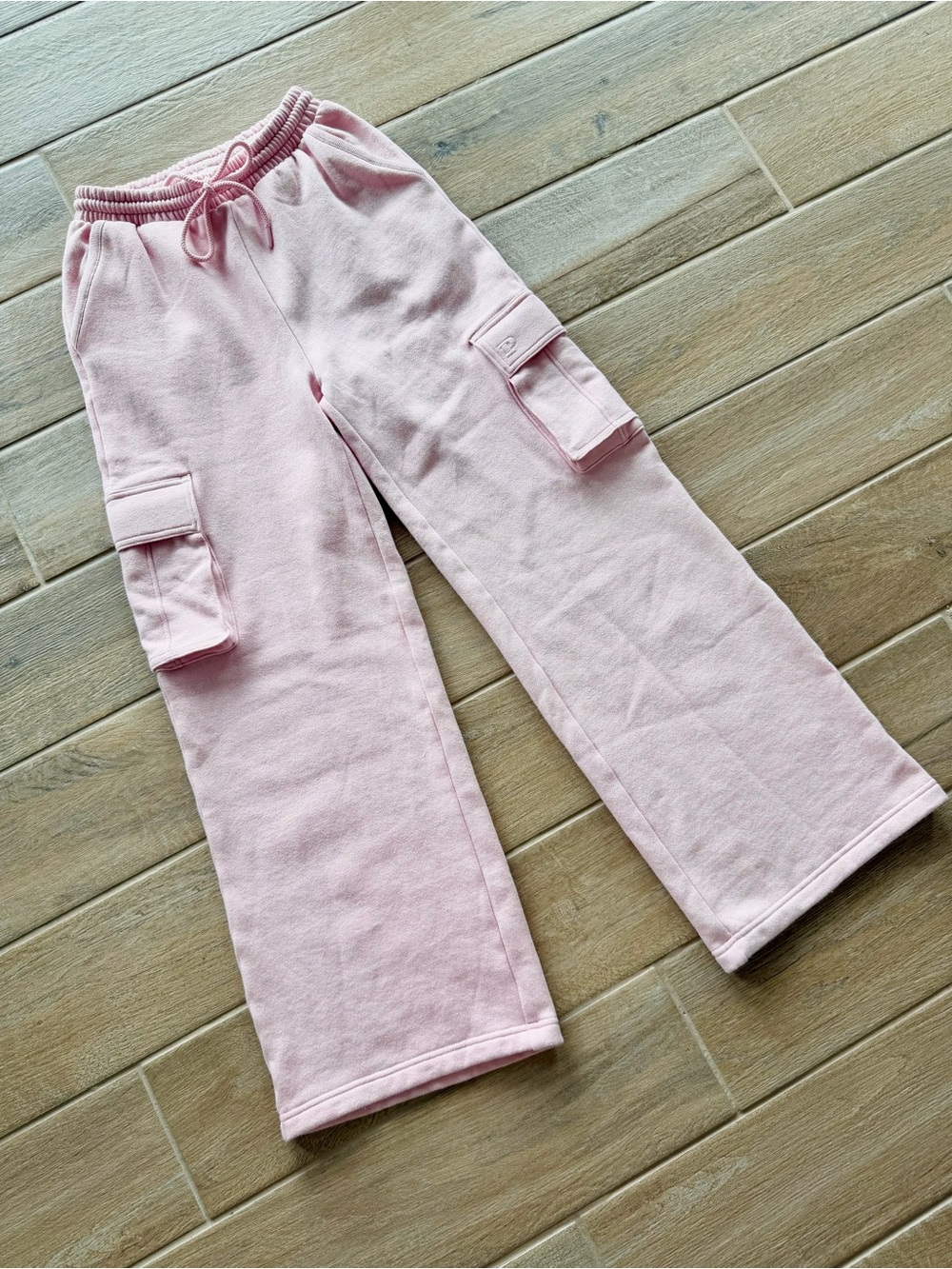 NWOT PINK Victoria's Secret Light Pink Wide-Leg Cargo Sweatpants Size XS